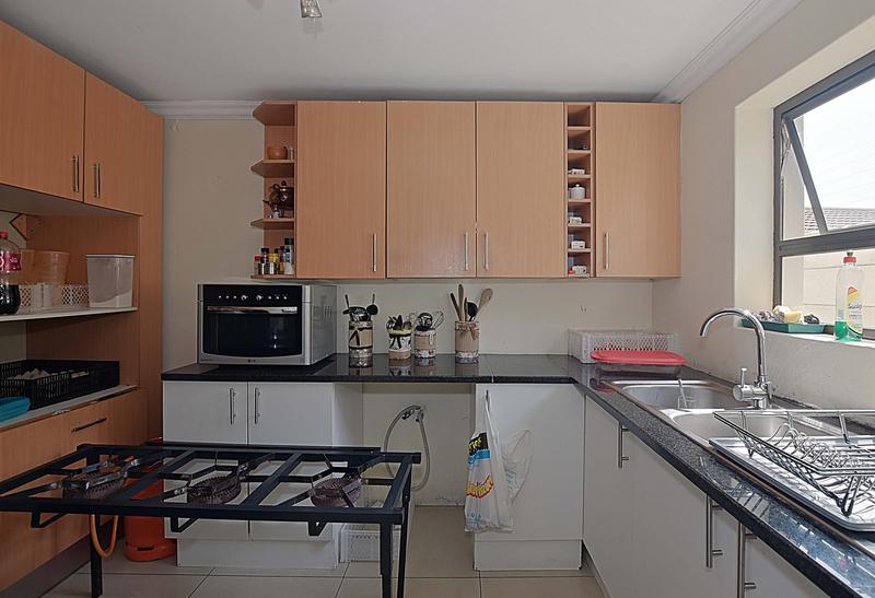 5 Bedroom Property for Sale in Parklands Western Cape